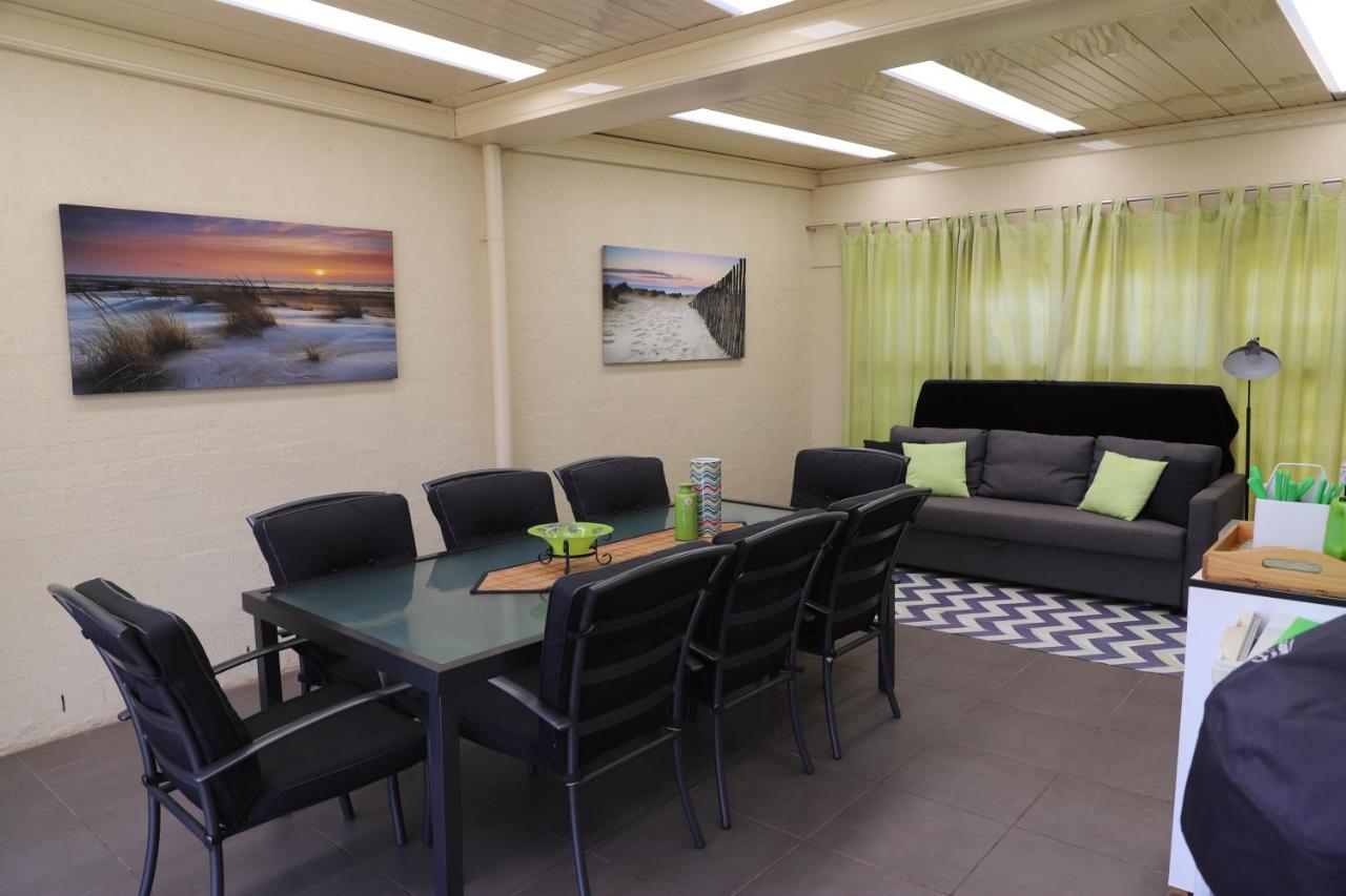 Villa Sea Breeze On The Esplanade à Lakes Entrance Extérieur photo